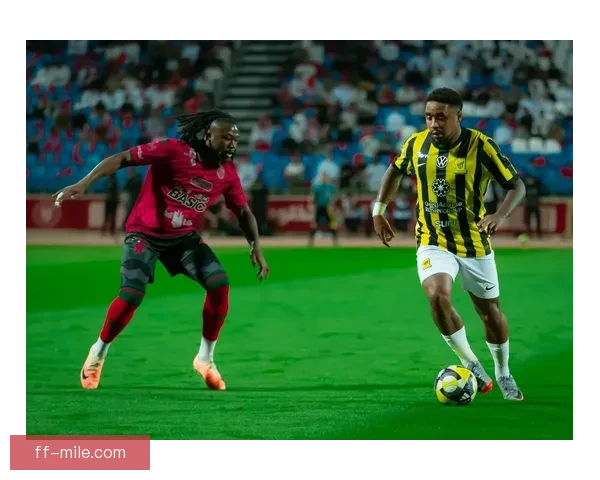 吉达联合豪购迪亚比引发转会热潮 封锁中场新星崛起 吉达联合豪购迪亚比引发转会热潮 封锁中场新星崛起