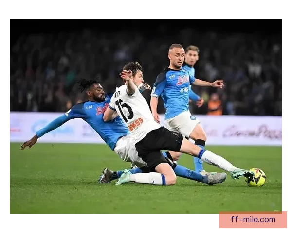 库利巴利在新月重拾那不勒斯时期的巅峰防守状态展现绝佳表现