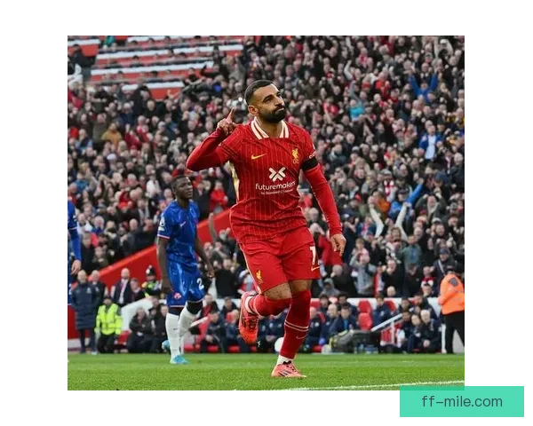 萨拉赫欧冠决赛点球闪击破门助力利物浦捧起奖杯荣光